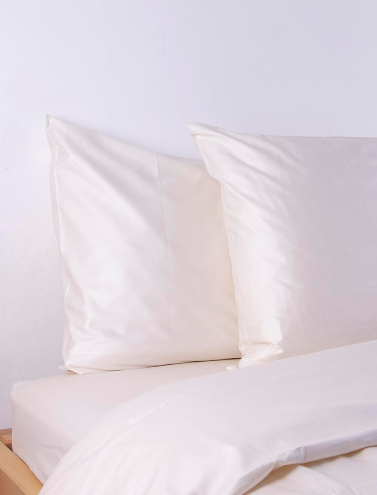 organic cotton sateen bed linen 