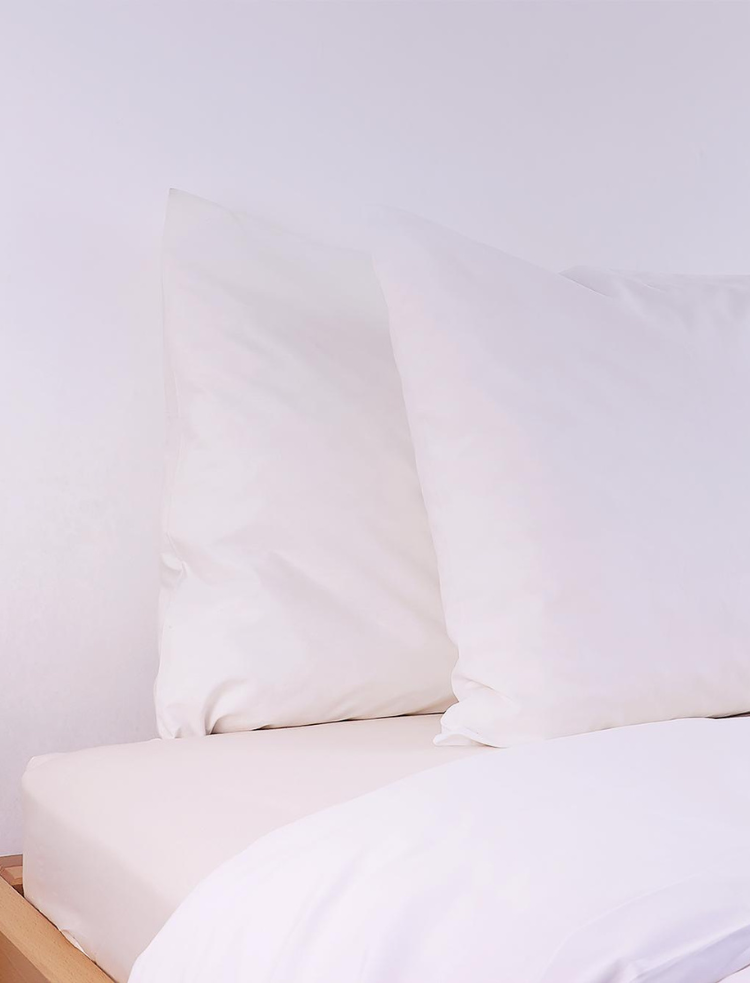 organic white percale cotton bed linen 